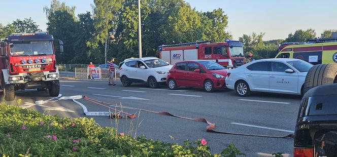 Koszmarny wypadek w Olsztynie. Wiele osób rannych w zderzeniu czterech pojazdów [ZDJĘCIA]