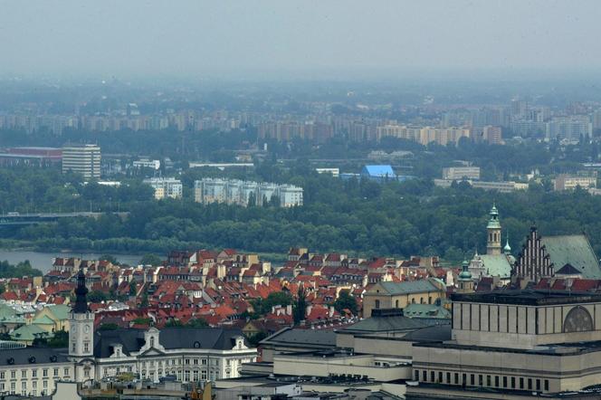 Aż trudno uwierzyć, że tak 20 lat temu wyglądała Warszawa. Miasto nie do poznania!