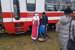 Nadwiślańska Kolej Wąskotorowa z Mikołajem