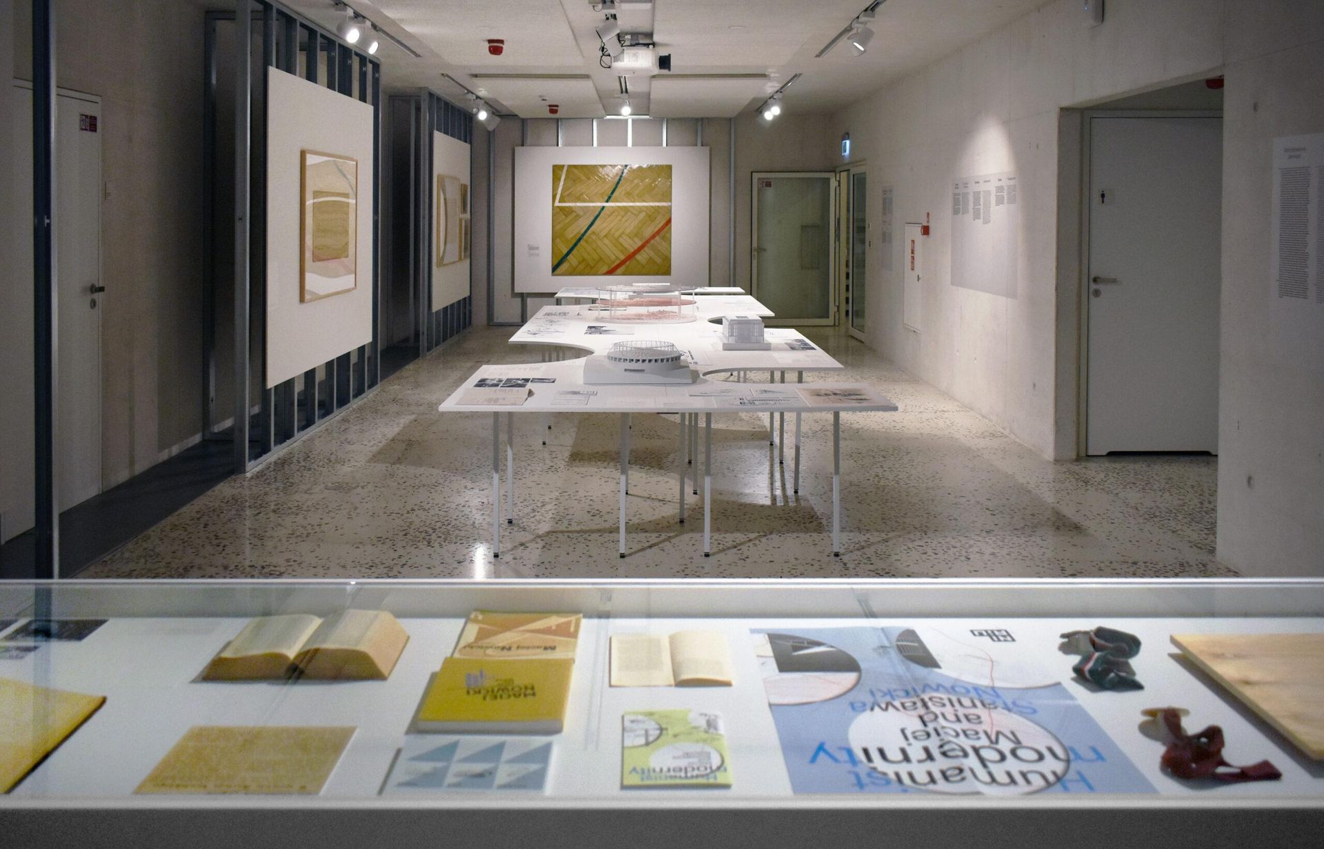 Wystawa Humanistyczny Modernizm 2025. ZODIAK