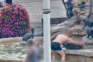 Mężczyzna w bokserkach wskoczył do Fontanny Pauckscha, która znajduje się w centrum Gorzowa Wielkopolskiego