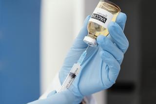 Prawie 2100 osób zaszczepionych w pilotażowym punkcie szczepień powszechnych w Koszalinie