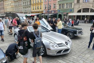 Parada zabytkowych samochodów