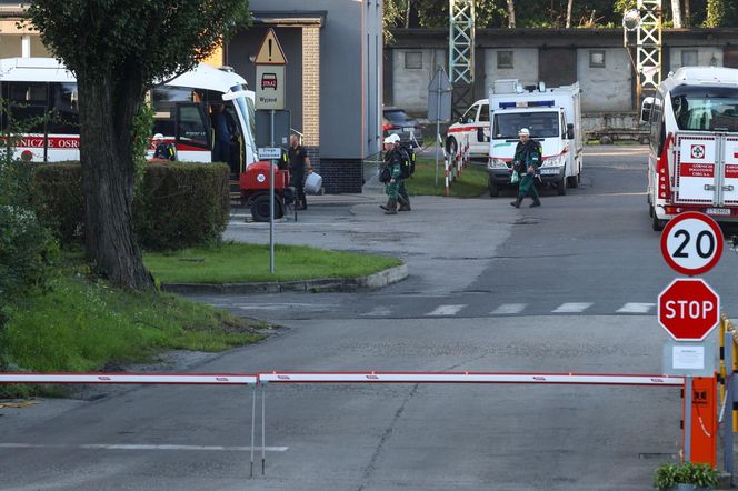 Wstrząs w kopalni Knurów. Trwa akcja ratownicza
