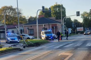 Słup sygnalizatora runął na chłopca! Dramat w Gostyninie