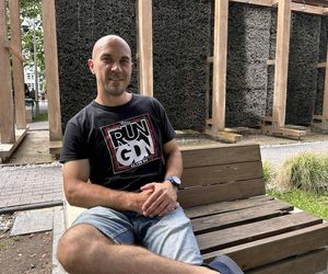 Ostrów. Chce przebiec Maraton Warszawski tyłem! Poznajcie Rafała Wróbla [POSŁUCHAJCIE]