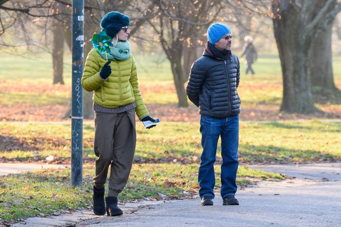 Agata Buzek i Jacek Braciak na bardzo romantycznym spacerze