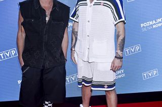 Nie do wiary, jak Tomson wygląda bez czapki! Bez nakrycia głowy niemalże nigdy nie wychodzi z domu