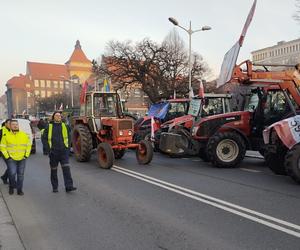 Protest rolników w Katowicach. Zablokowali centrum miasta