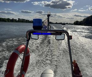 Akcja policji i toruńskiego WOPR. Nieodpowiedzialni spacerowicze pouczeni