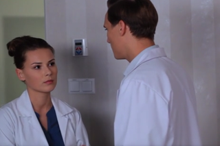 M jak miłość, Olek (Maurycy Popiel), Iwona (Weronika Bartold)