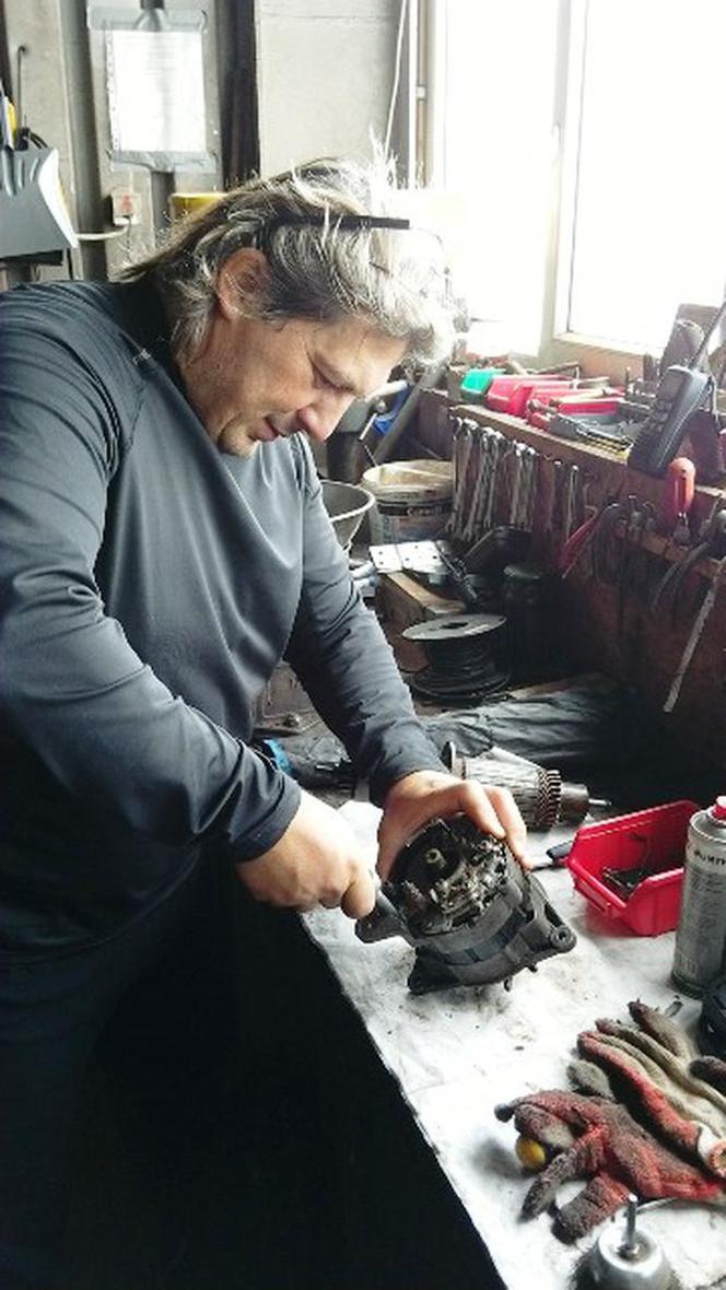 Sajmon elektryk