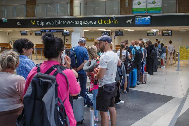 Coraz więcej pasażerów korzysta z łódzkiego lotniska. To największy wzrost w Polsce