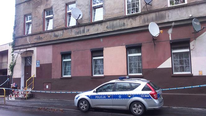 Pożar w Inowrocławiu. Zginęły matka i córki - relacja z miejsca zdarzenia