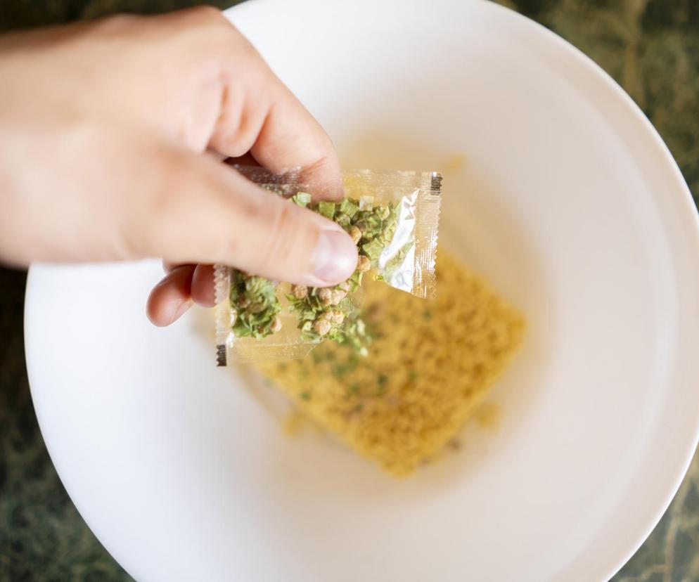 Mogą uczulać i uzależniać. Takie jedzenie to zgroza dla żołądka