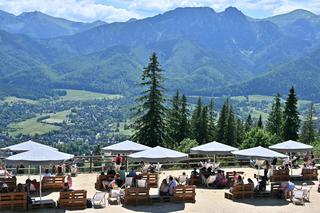 Armagedon w Tatrach! Na Morskie Oko tylko z rezerwacją. Wydano najwyższe ostrzeżenie