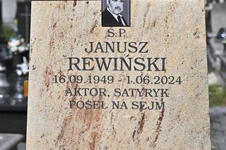 Janusz Rewiński grób