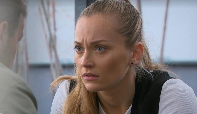 Barwy szczęścia odc. 2707: Renata (Anna Mrozowska), Marcin Kodur (Oskar Stoczyński)
