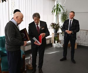 Kolejarz, społecznik, świadek historii! Pan Leon ze Śliwic skończył właśnie 101 lat