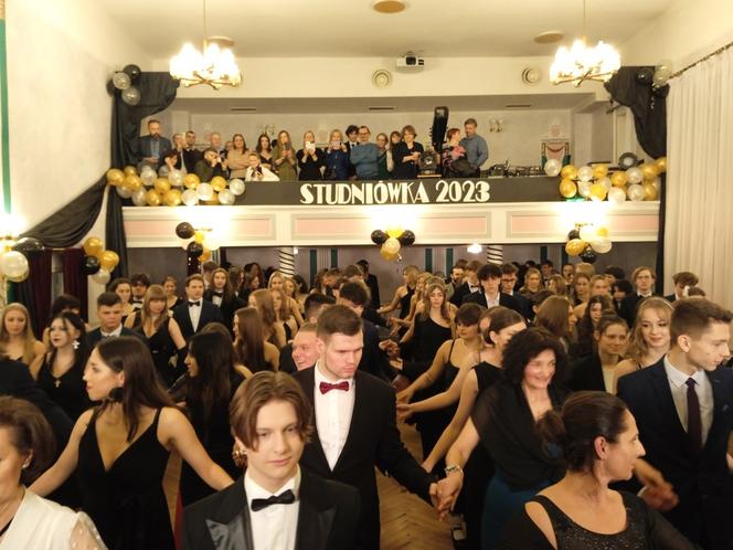 Studniówka 2023 w II LO w Poznaniu