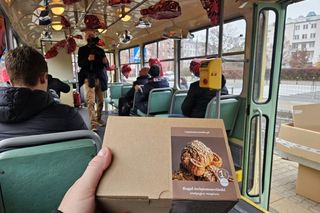 Rogalowa bimba rusza w Polskę! Poznański przysmak promuje Imieniny Ulicy Święty Marcin