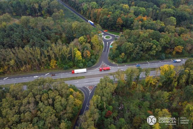 Kolizyjne skrzyżowanie w Dąbrowie Górniczej zamieniło się w rondo