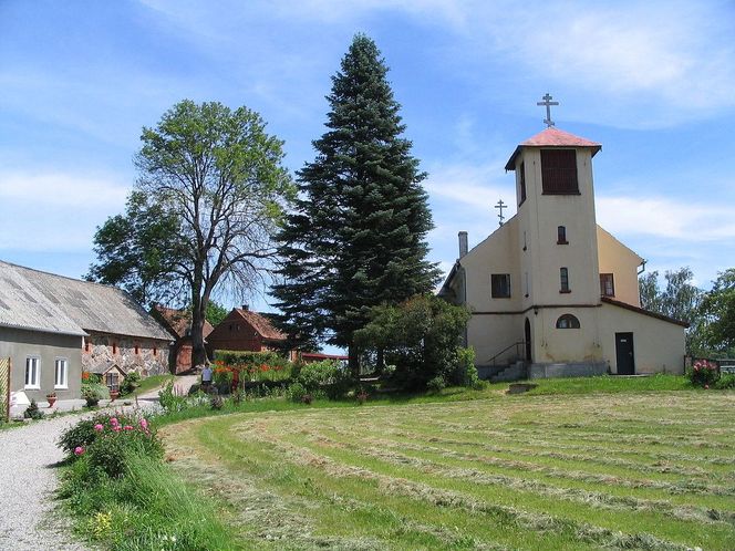 Mazury, jakich nie znacie. Starowierska wieś skrywa drewnianą cerkiew