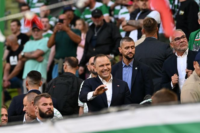 Prezydent RP w "młynie" Lechii Gdańsk! Karol Nawrocki zaskoczył kibiców