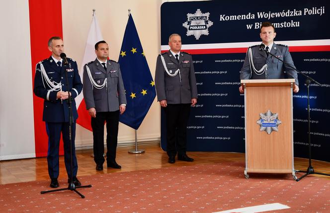 Nowi policjanci w woj. podlaskim. Ślubowanie złożyło 12 policjantów