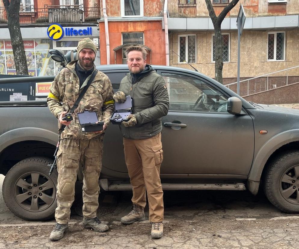 Zrzutka na samochody i sprzęt dla żołnierzy Ukrainy