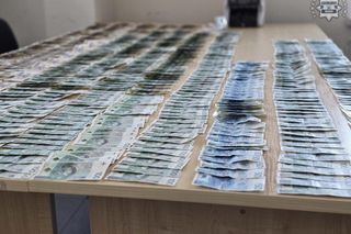 Będzin: 61-latek z Siewierza wpadł z nielegalnym towarem. Skarb Państwa stratny na ćwierć miliona złotych