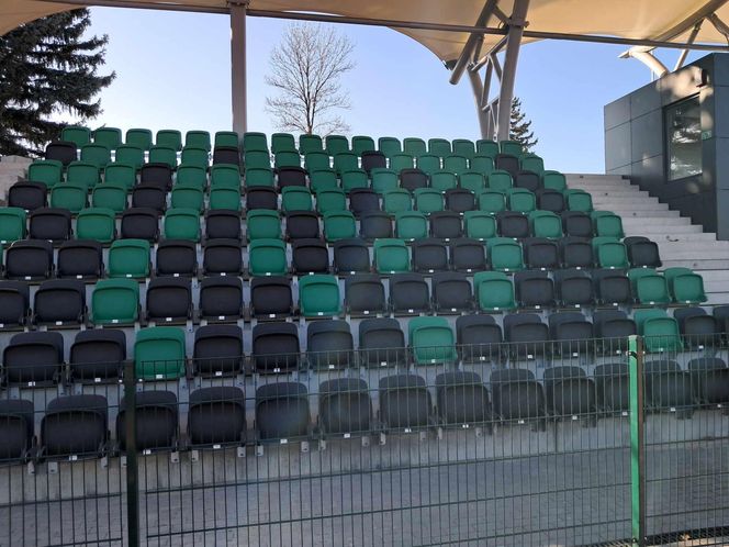 Stadion w Starachowicach gotowy. Kiedy na murawę wybiegną piłkarze?