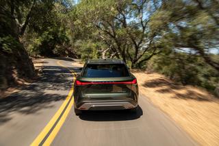 Lexus RX 450h+ AWD (2023)