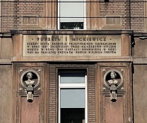Historyczny zespół budynków przy Al. Jerozolimskich 28, 30, 32 oraz ul. Brackiej 16 w Warszawie