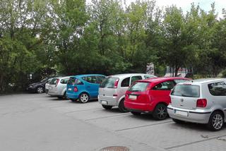 Kapuściska. Będa nowe parkingi dla około 200 aut