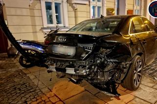 Warszawa. Śmiertelny wypadek w Śródmieściu. Taksówkarz nie żyje, dwie rowerzystki w szpitalu