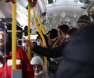 Mikołajki w Lublinie. Po mieście jeździ świąteczny autobus! Zobaczcie!