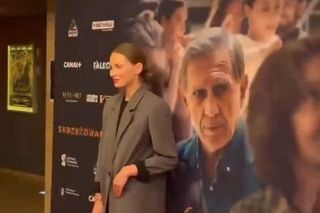 Elegancki Englert ze Ścibakówną i Bołądź w wielkim garniturze. Tłum gwiazd na premierze!