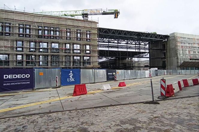 Budowa kompleksu kliniczno-dydaktyczno-badawczego PUM