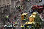 Liverpool: Samochód wjechał w tłum kibiców! Są ranni, w tym dzieci. Wstrząsające nagranie