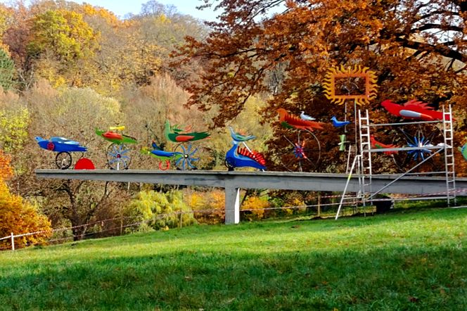Renowacja "Ognistych Ptaków" dobiega końca