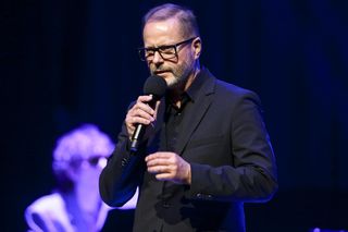 Artur Żmijewski śpiewa Leonarda Cohena! Wyjątkowy album artysty już jest!