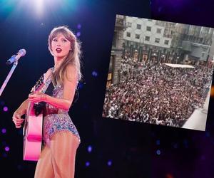 Fani Taylor Swift w żałobie po odwołanych koncertach. Wyszli na ulice Wiednia, aby śpiewać piosenki [WIDEO]