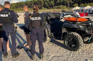 Dzieci weszły do morza mimo czerwonej flagi. Zarzuty dla opiekuna, szokujące wyniki kontroli