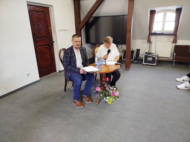 Uczestnicy wydarzenia mogli posłuchać o dotychczasowych dokonaniach literackich Renaty Chojeckiej