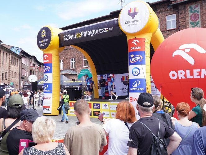 Tour de Pologne 2025. Start w Katowicach Nikiszowcu