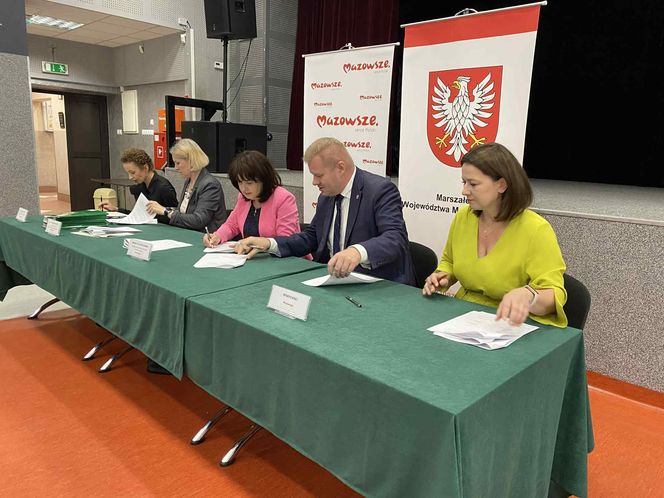Kilkadziesiąt nowych inwestycji w powiecie siedleckim z dofinansowaniem Mazowsza