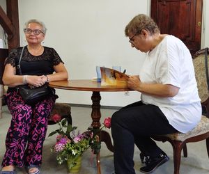 Uczestnicy wydarzenia mogli posłuchać o dotychczasowych dokonaniach literackich Renaty Chojeckiej