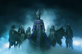 O czym jest nowy singiel Ghost? Tobias Forge odrzuca zarzuty o satanizm