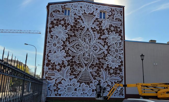 Nowy mural na ulicy Włókienniczej w Łodzi